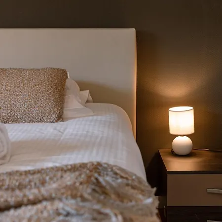 Het Kraaiennest - Bright And Spacious In A Tranquil Neighborhood * Ostend