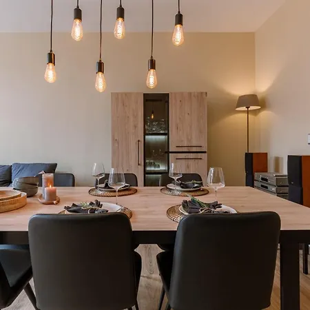 Het Kraaiennest - Bright&spacious In A Tranquil Neighborhood Appartement Oostende